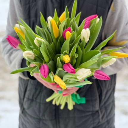 Букет из разноцветных тюльпанов - заказать с доставкой в по Богучару